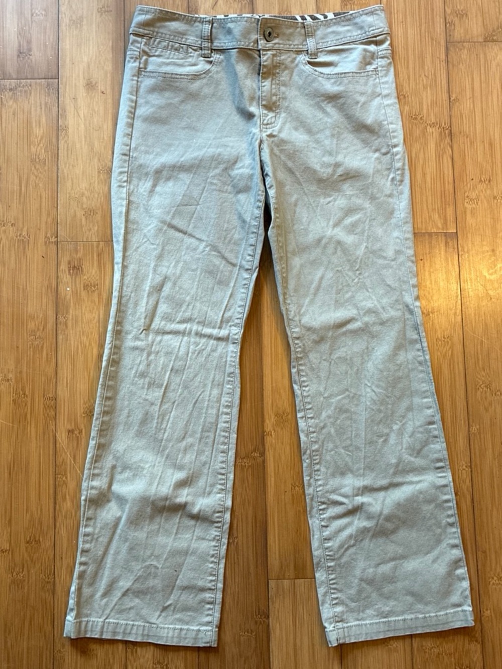 Wide Leg Women’s Jeans in Light Gray - Flare Fit